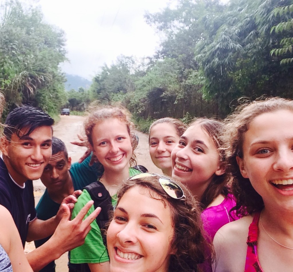  Macy, Lydia, Angeline, Neely, and Hannah with our ninja tubing guides